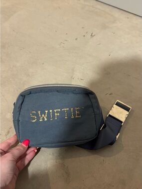 SWIFTIE Taylor Swift Store Fanny Pack Purple